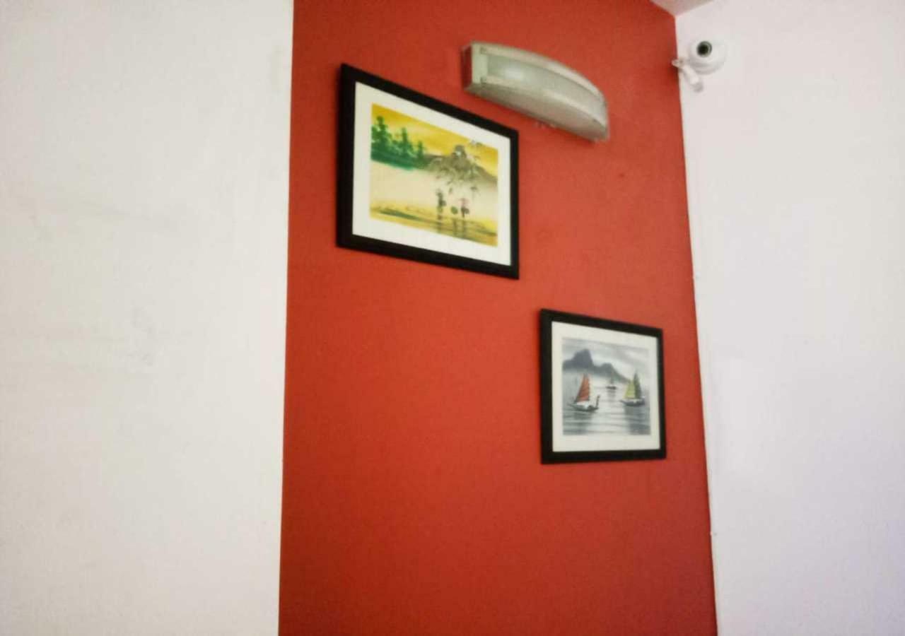 J P Residency Hotel Greater Noida Buitenkant foto
